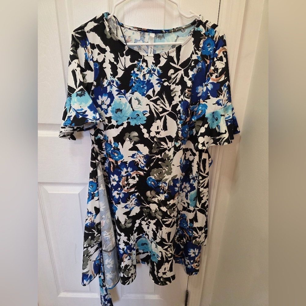 NY Collection Blue and Black Floral Mini Dress